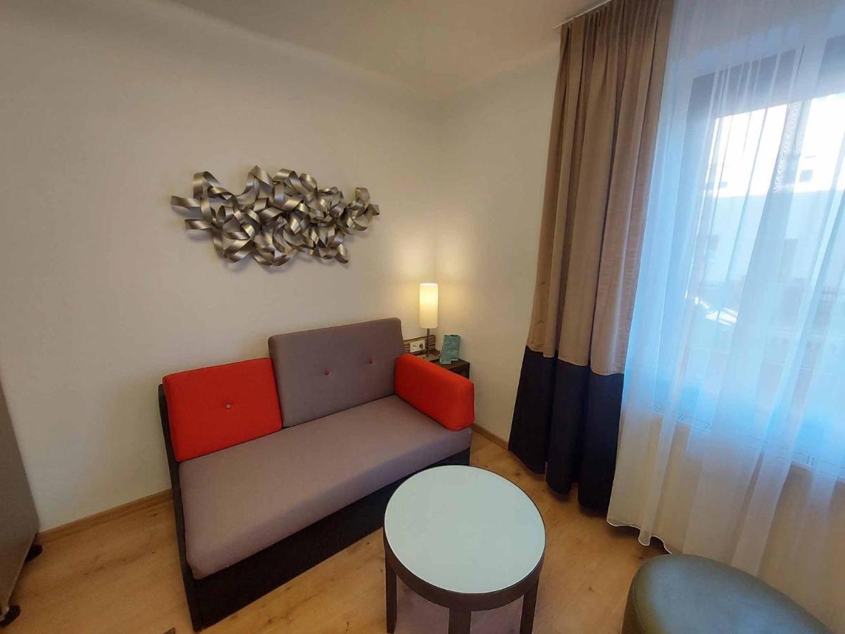 Wohnambiente Apartment Selb Bagian luar foto