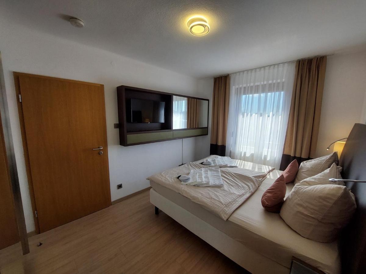Wohnambiente Apartment Selb Bagian luar foto