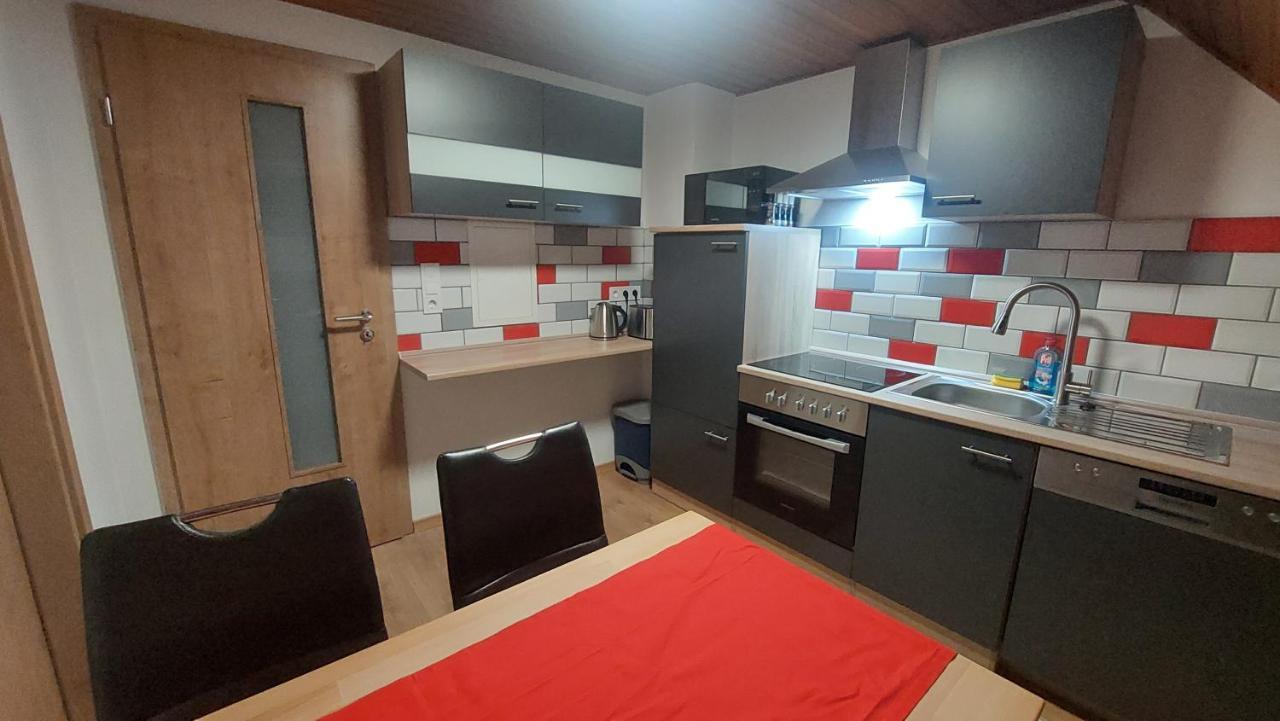 Wohnambiente Apartment Selb Bagian luar foto