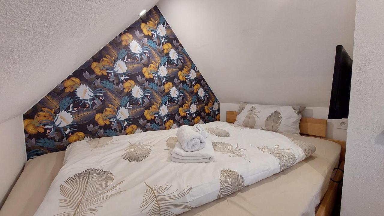 Wohnambiente Apartment Selb Bagian luar foto
